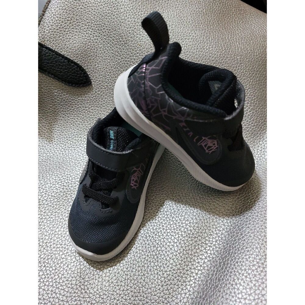 Nike Downshifter 9 Rebel Size 5c